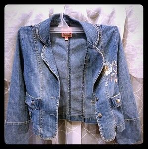 Candies Girls Jean jacket embroidered size Med